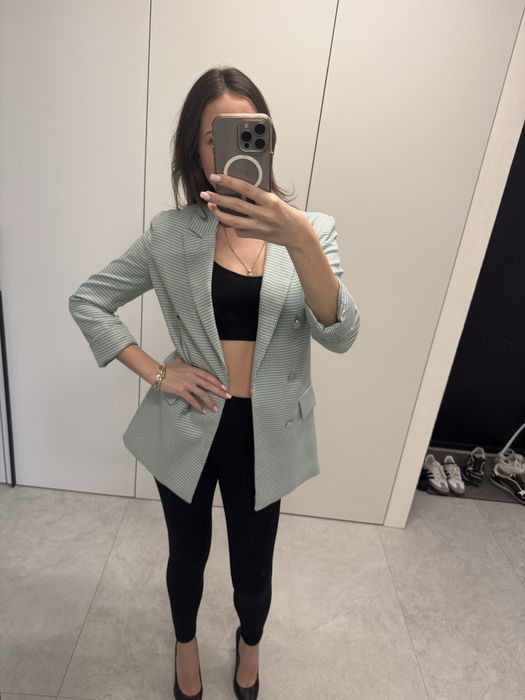 Піджак Bershka на розмір S-M