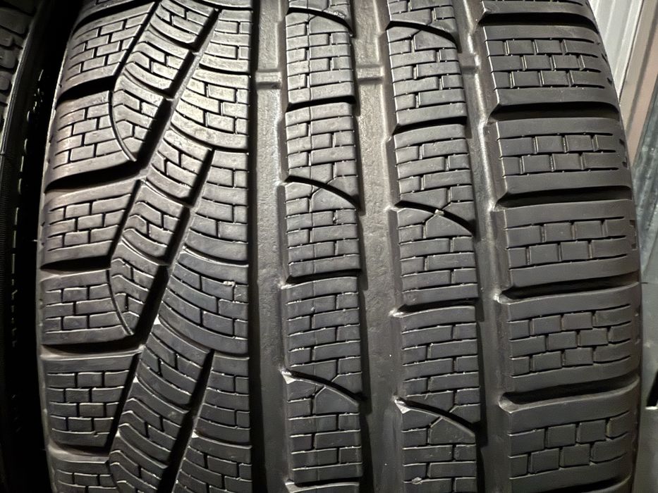 245/35 r20 Pirelli 4 шт.