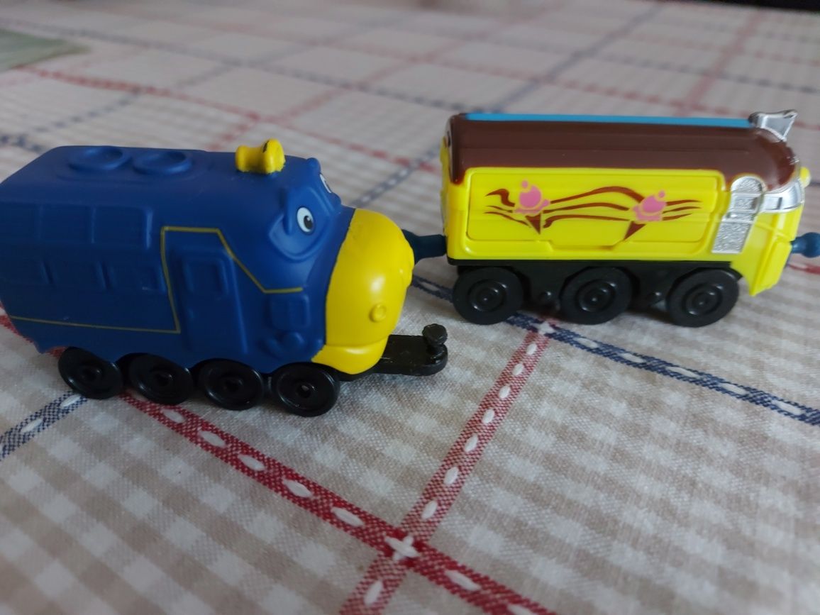 Stacyjkowo dwie lokomotywy