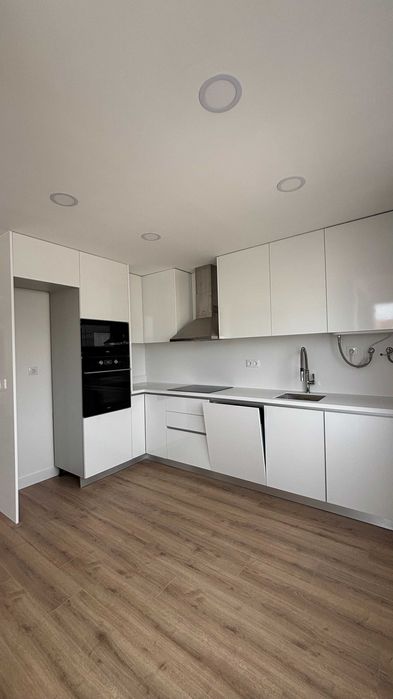 T2 Totalmente Remodelado no Laranjeiro.