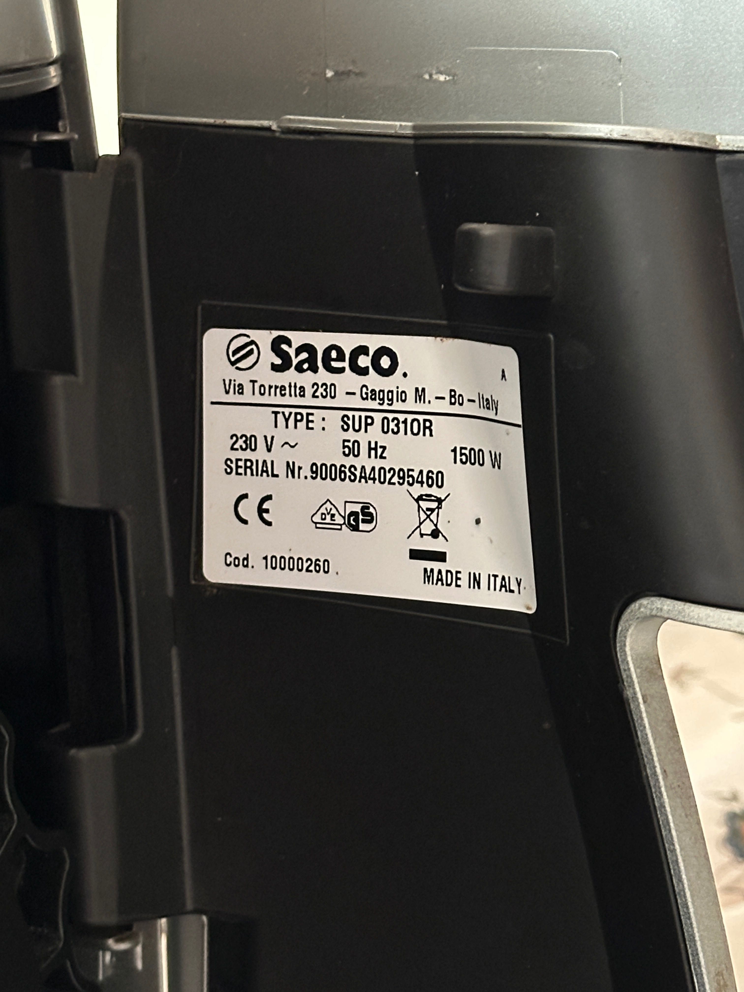 Saeco Via Torretta SUP0310R – ekspres ciśnieniowy z młynkiem
