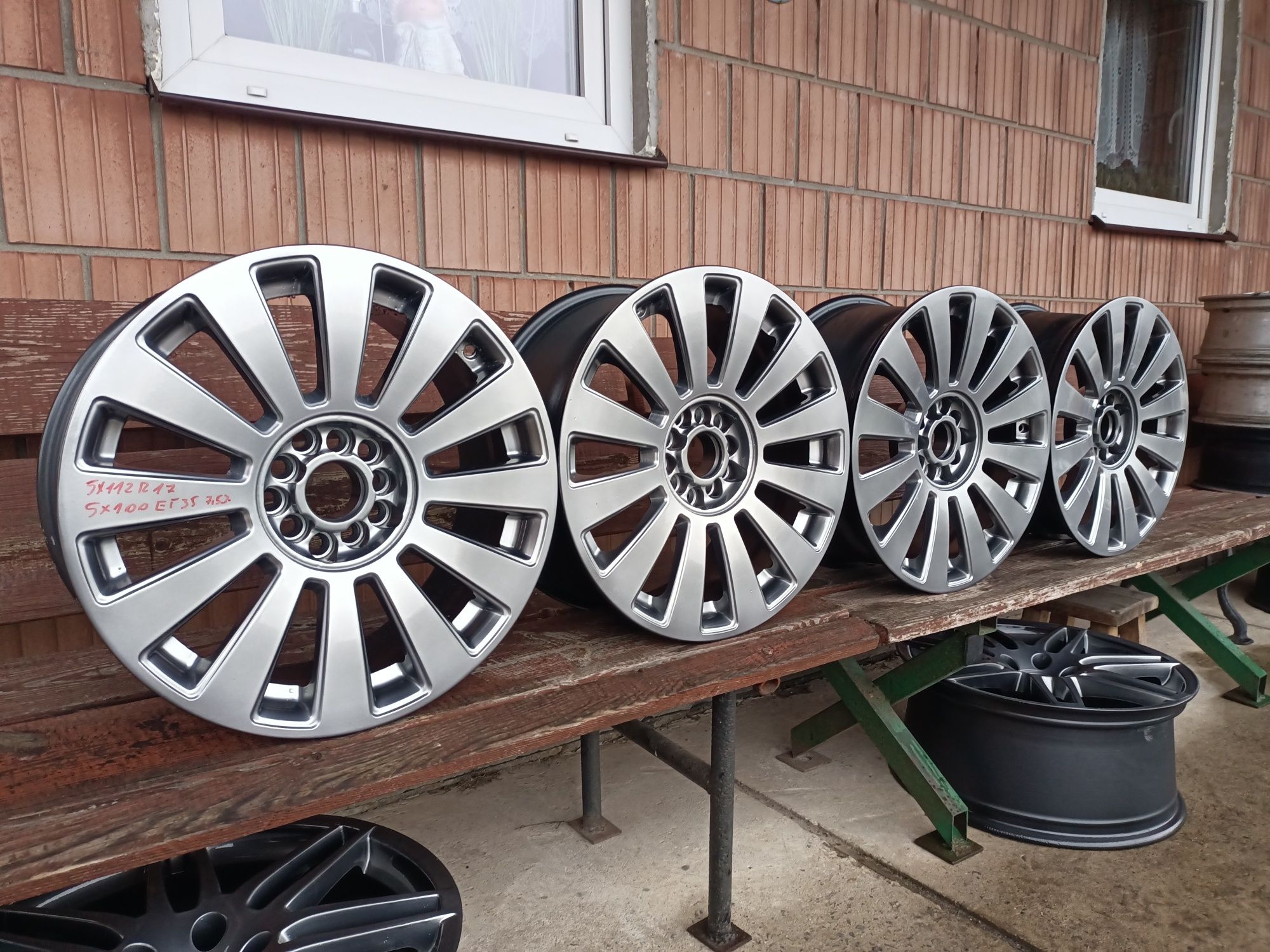 Felgi 5x112 i 5x100R17 Audi