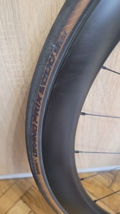 Koła karbonowe GIANT SLR2