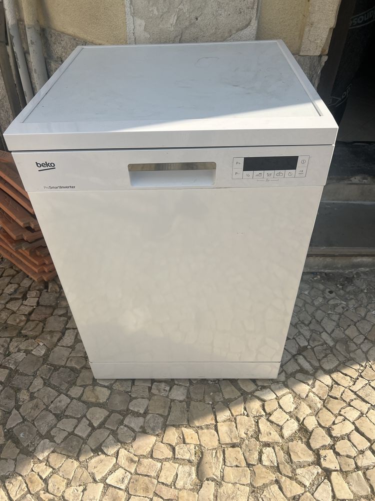 Lava loica beko usada branca em otimo estado