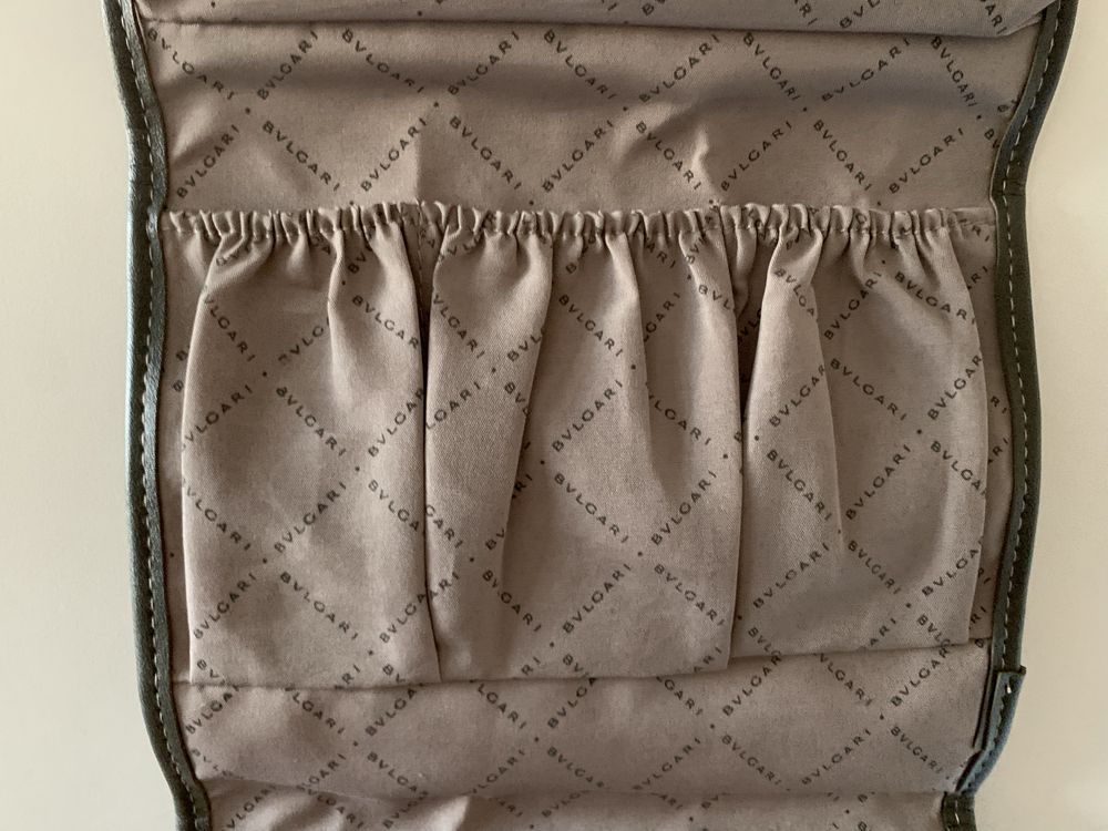 Bvlgari kosmetyczka Bvlagi x Emirates