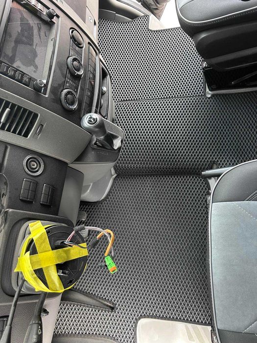 Коврики в салон EVA Для Mercedes Sprinter 1995-2006 / 2006-2017 / 2017