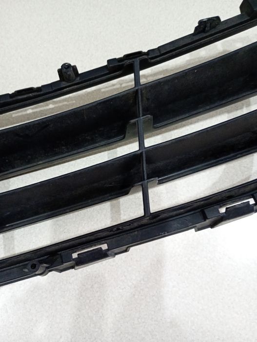 Kratka atrapa zderzaka Suzuki Swift Mk6. 04-10 rok