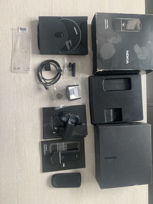 Nokia 8800 sapphire arte повний комплект , майже нова