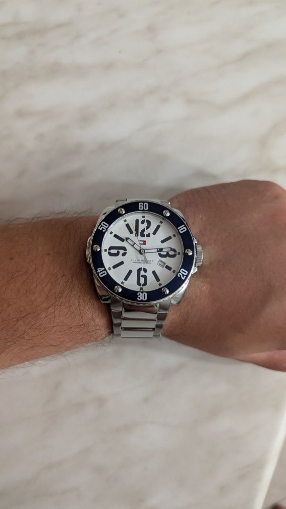 Часы Tommy Hilfiger нові, годинник США