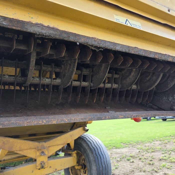 Комбайн зерно збиральний Sampo 600 680 з Фінляндії