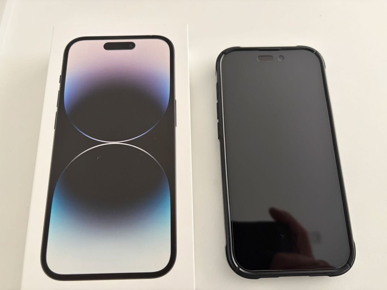 iPhone 14 Pro 128 GB Black c/capa Spigen Rugged Armor + ofertas