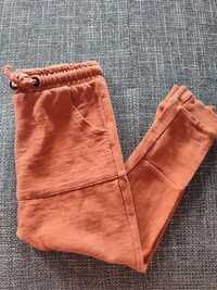 Spodnie dresowe ceglaste baggy joggery 98-104