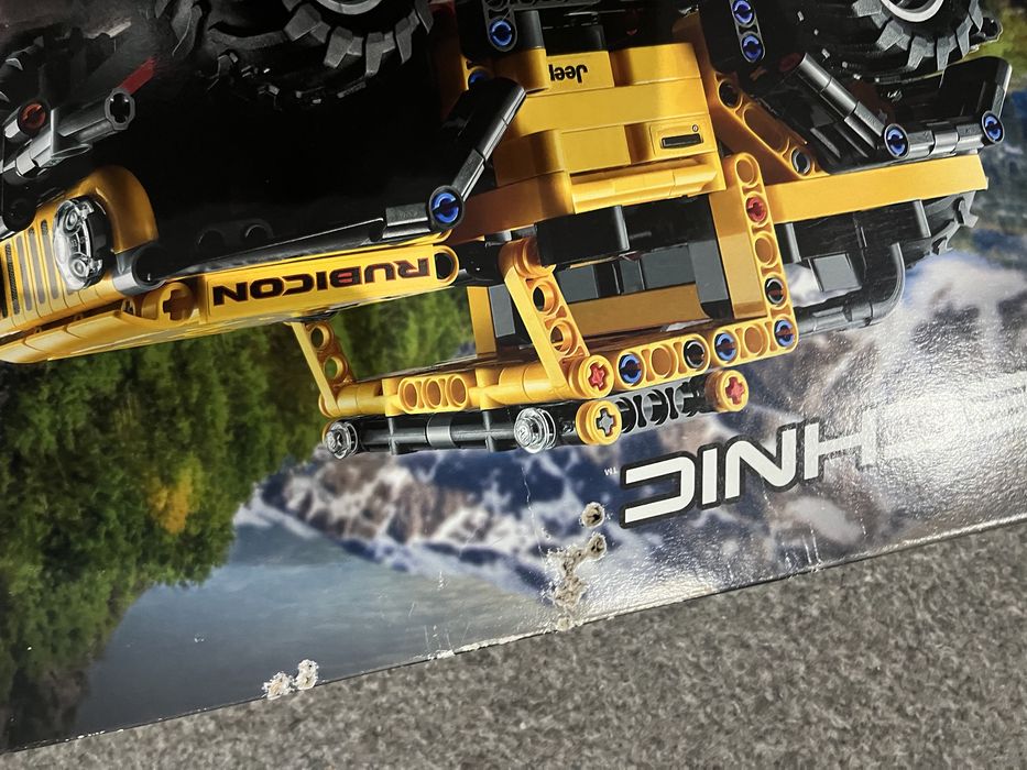 LEGO Technic JEEP Wrangler 42122