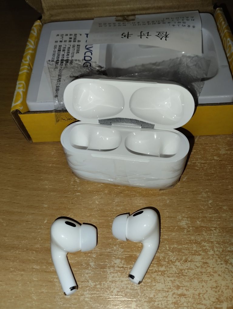 Навушники Airpods