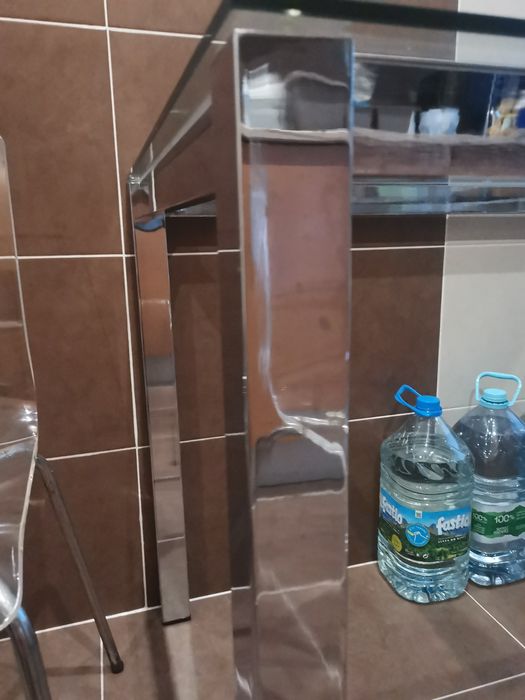 Mesa vidro 101x70,5x75 (CxLxA)