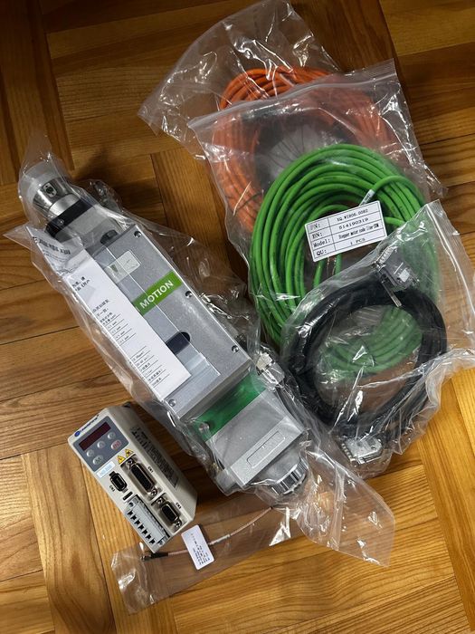 Raytools BM110 głowica fiber wycinarka laserowa max photonics, raycus