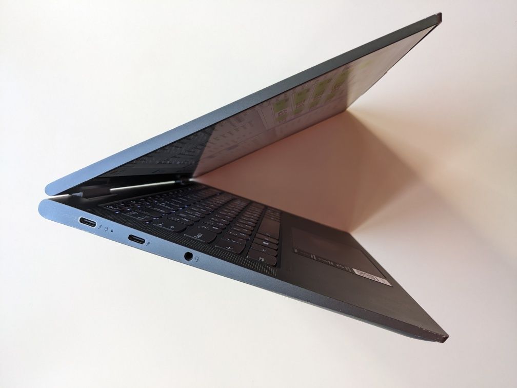 Сенсорный Lenovo Yoga 7 14ITL5, 14" FHD, i5-1135G7, 8Гб, nvme 512Гб