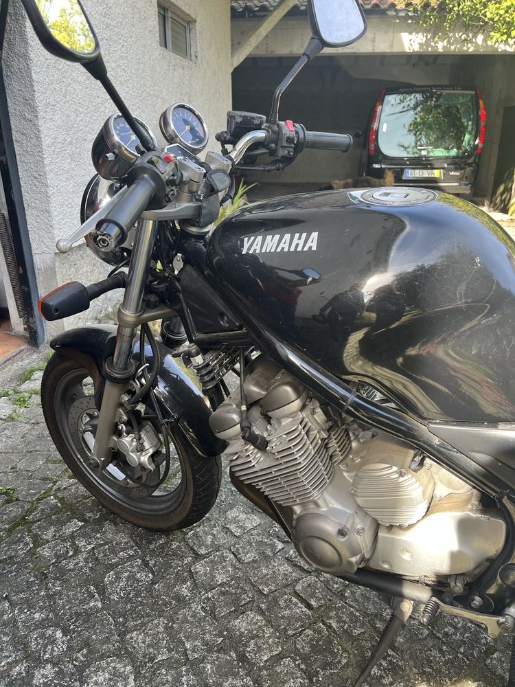 Mota Yamaha , modelo XJ 600