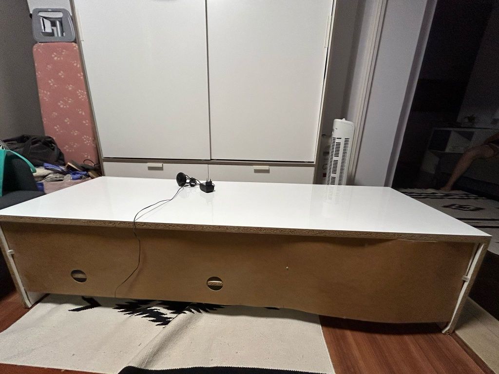 Móvel de TV com luz
