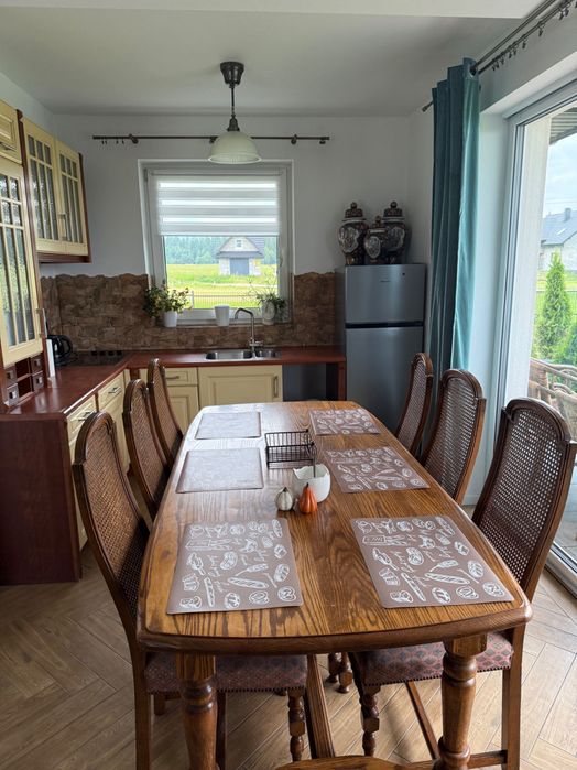 Domek z widokiem na góry