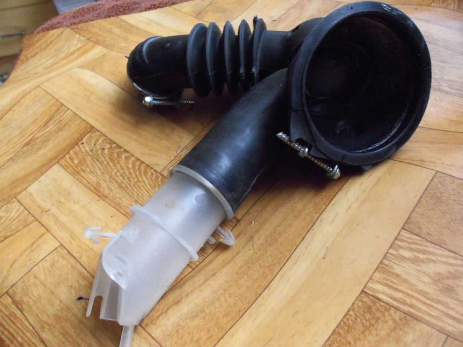 Wąż połączeniowy (bęben-pompa) z pralki Electrolux EWT 1012