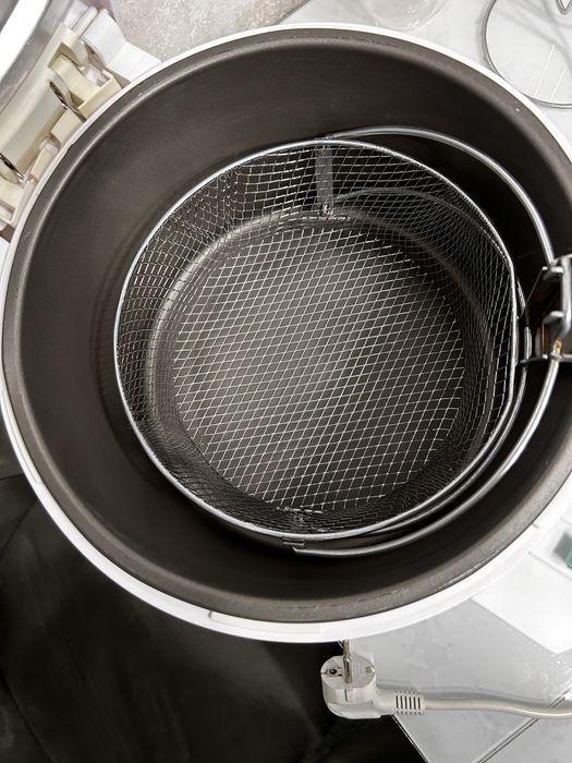 Фритюрница Scarlett