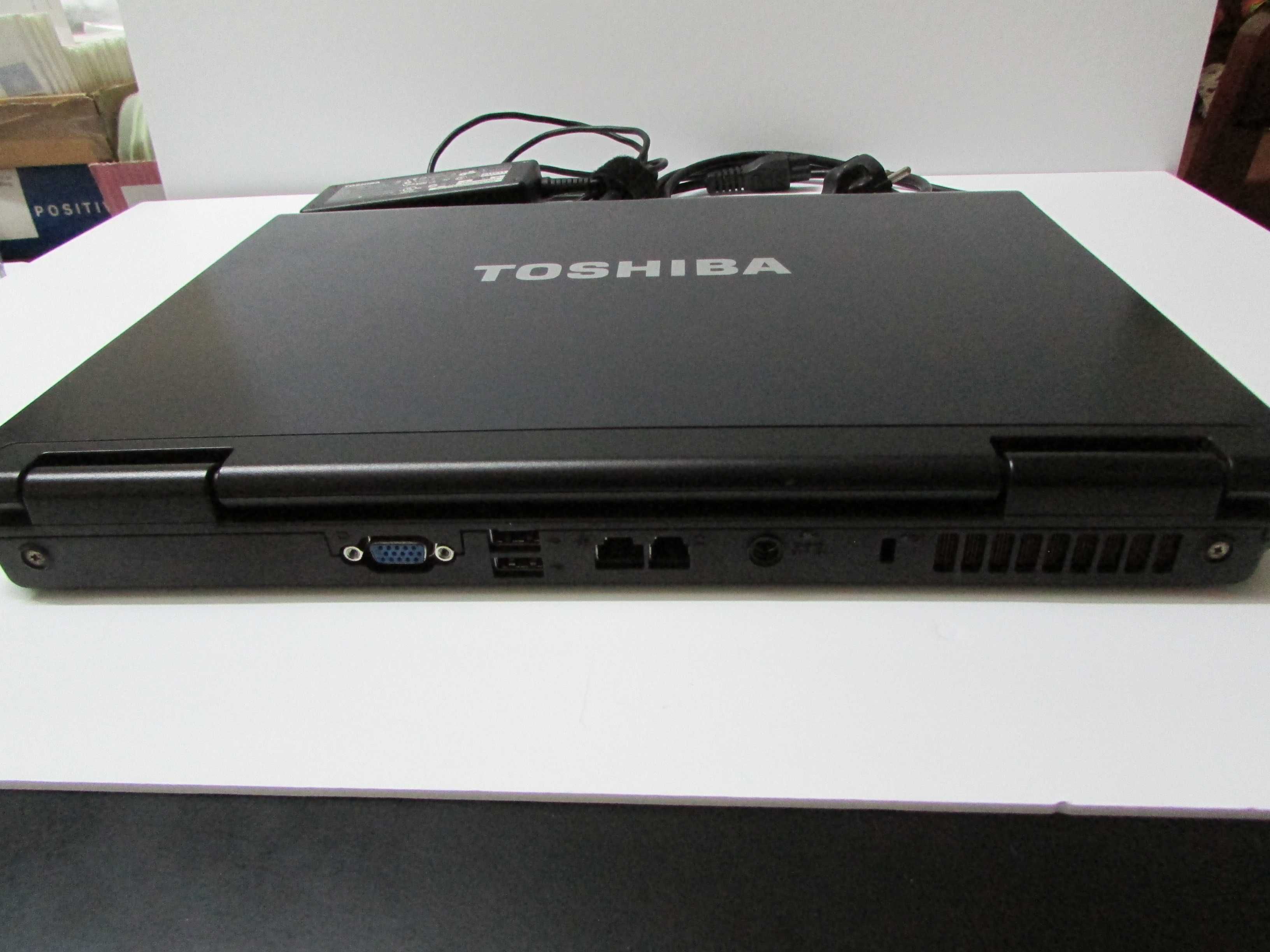 Portátil Toshiba Satellite L40-15G + Mala transporte