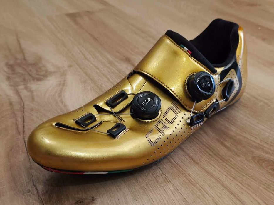 Sapatos de estrada Crono CR1 GOLD Edition Carbon