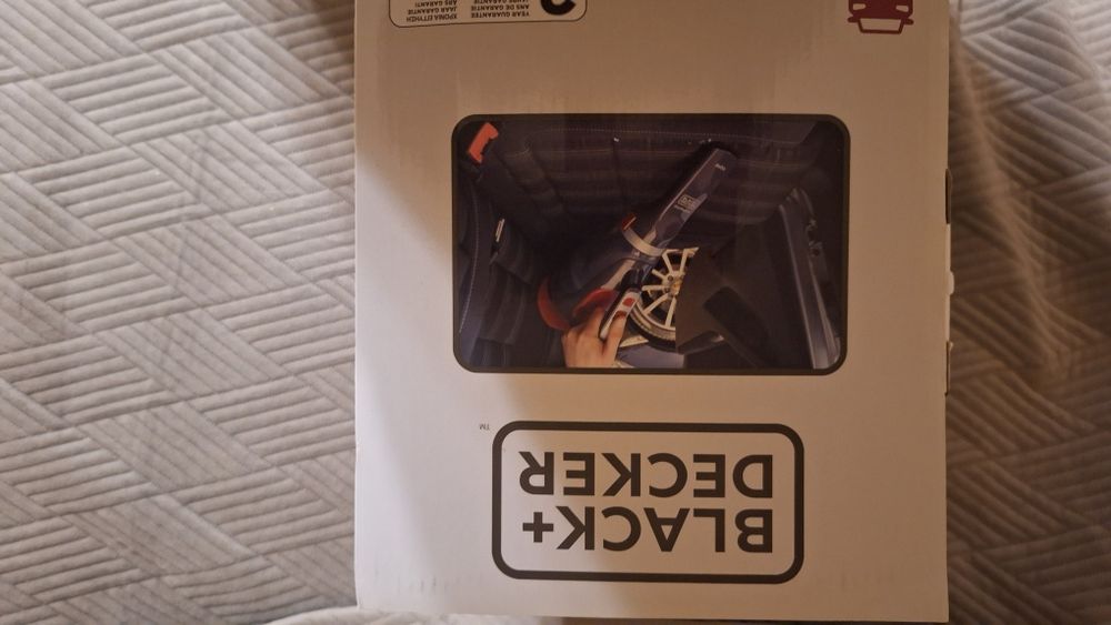 Odkurzacz samochodowy Black & Decker