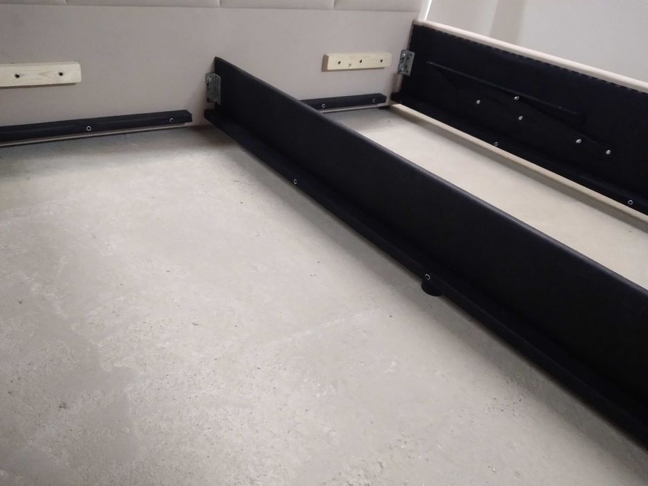 OKAZJA PRODUCENT Łóżko Tapicerowane stelaż metalowy pojemnik w cenie