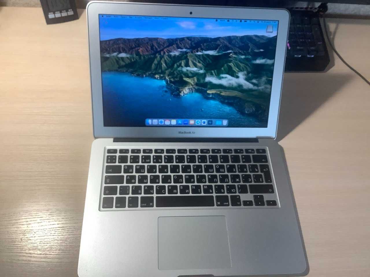 MacBook Air (2017) Куплен в 2020