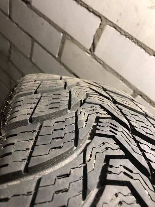Прдам шины 195/65 R15 91T