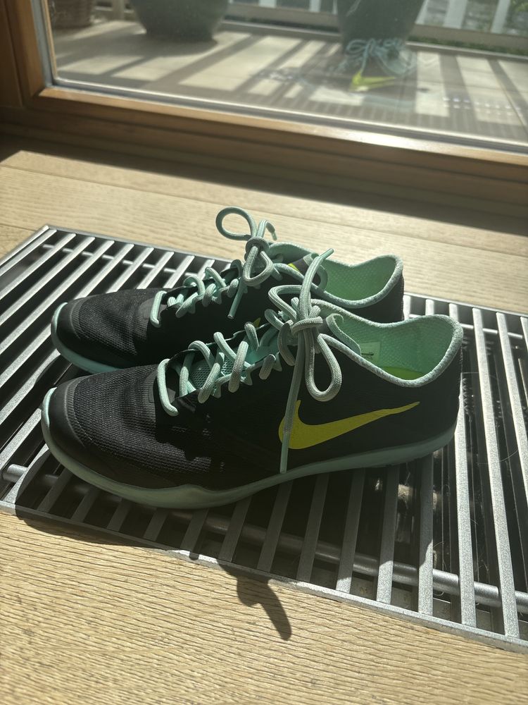 Buty do treningów Nike 37,5