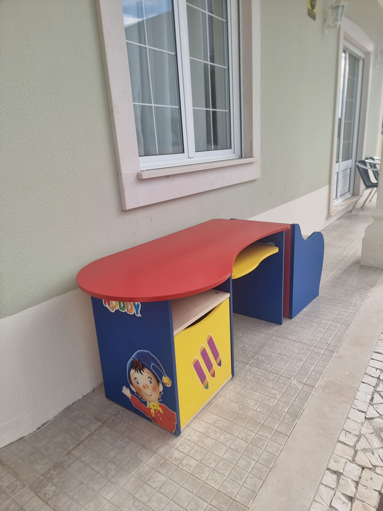 Secretária infantil Noddy