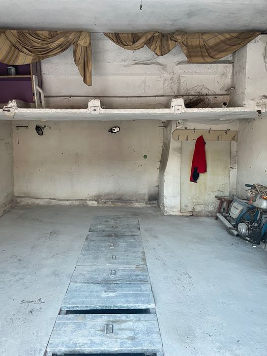 Гараж на 2 авто правильної форми Сокіл Єрошенка