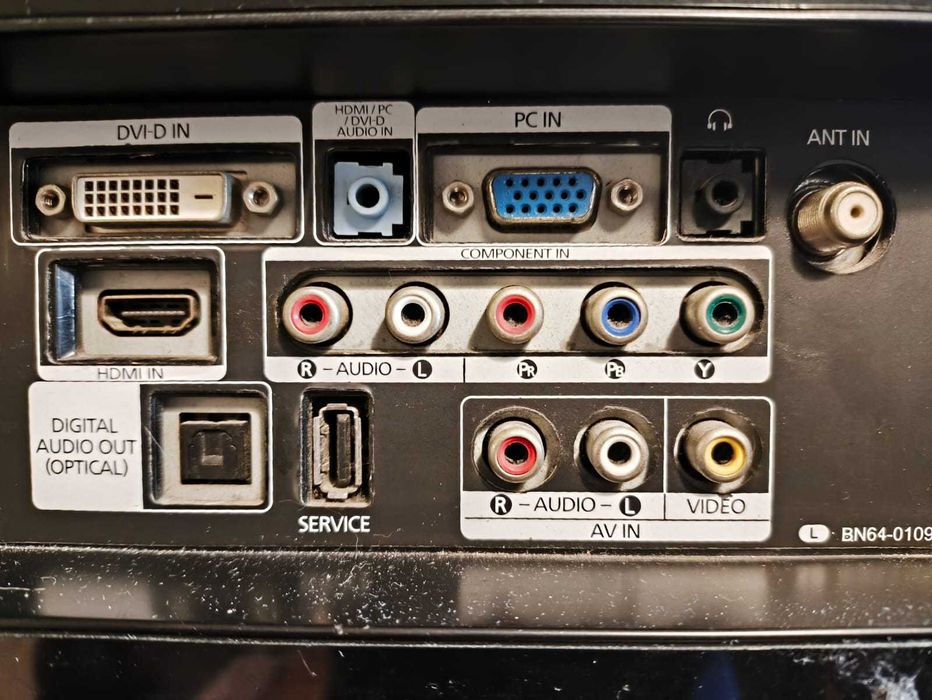 Monitor TV 24” Samsung Full HD LS24EMSKUMZD (1080p)