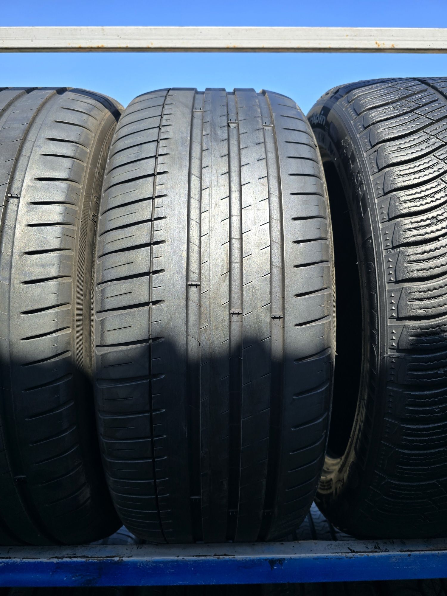 Шини 245.45.19 Michelin 2023р.в. 5.2мм