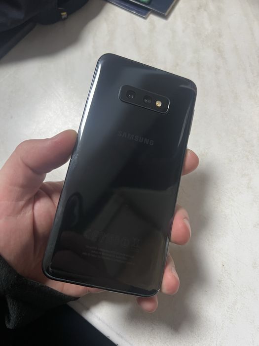 Samsung s10e офіційний