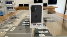 Iphone 16 128Gb Preto * Selado