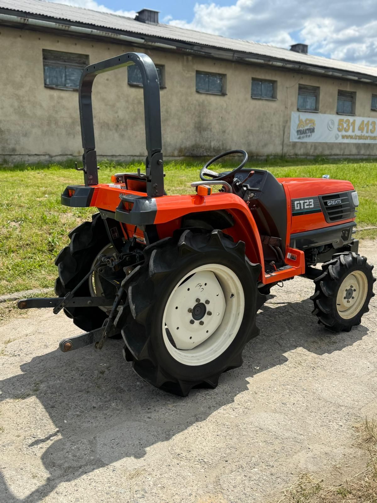 Traktor traktorek 4x4 Kubota GT23 śliczny wspomaganie 23 km