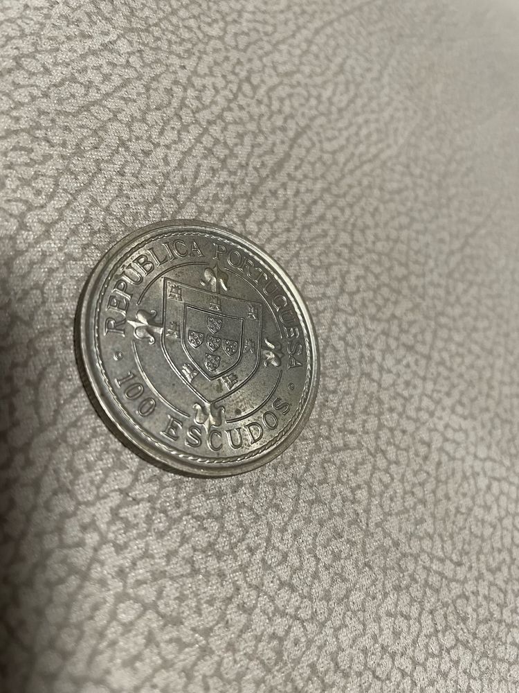 Duas moedas de 100$ de coleção- Nuno Álvares e Ilhas Canárias