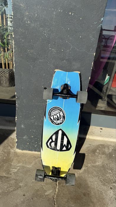 Skate cruiser em muito bom estado