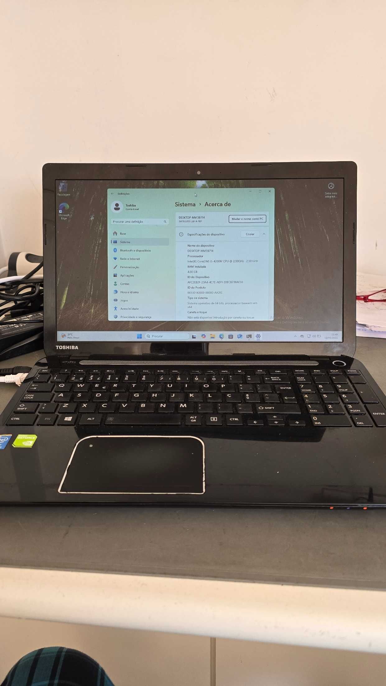 TOSHIBA Satellite L50-A-1EF