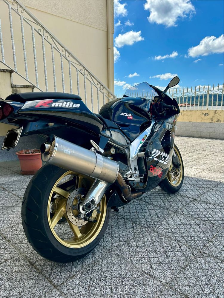 Aprilia RSV Mille 2003 (troco)
