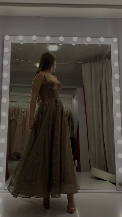 Випускне корсетне плаття