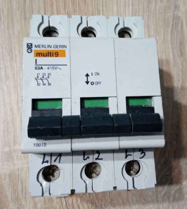 Rozłącznik I 3P 63A 415V M9 SCHNEIDER ELECTRIC Nr Katalogowy: 15015