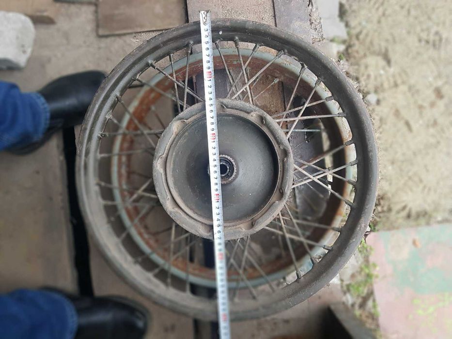 Колесо на Иж 2 шт