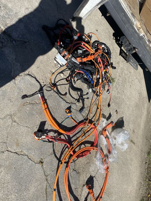 Порт зарядки високовольтна тесла Y Tesla3