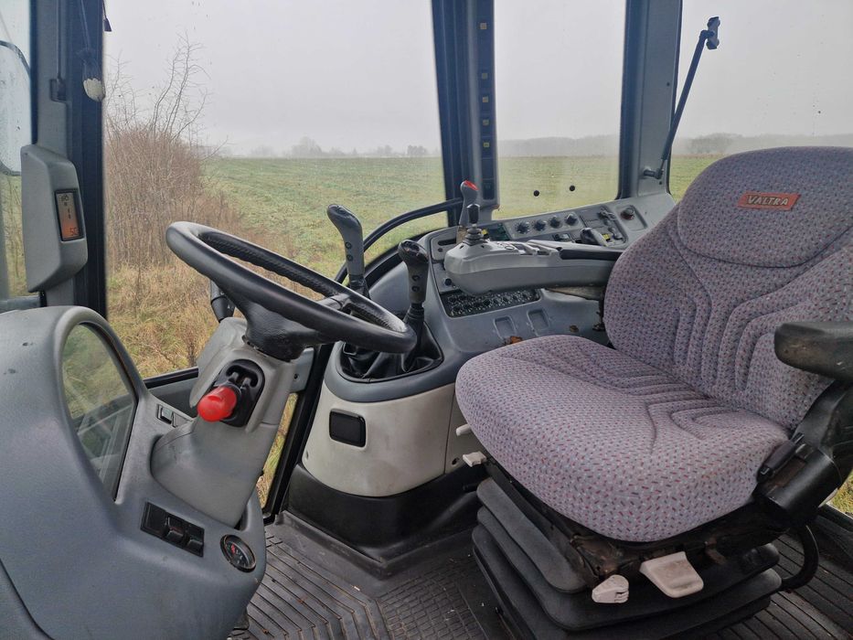 Valtra      T160