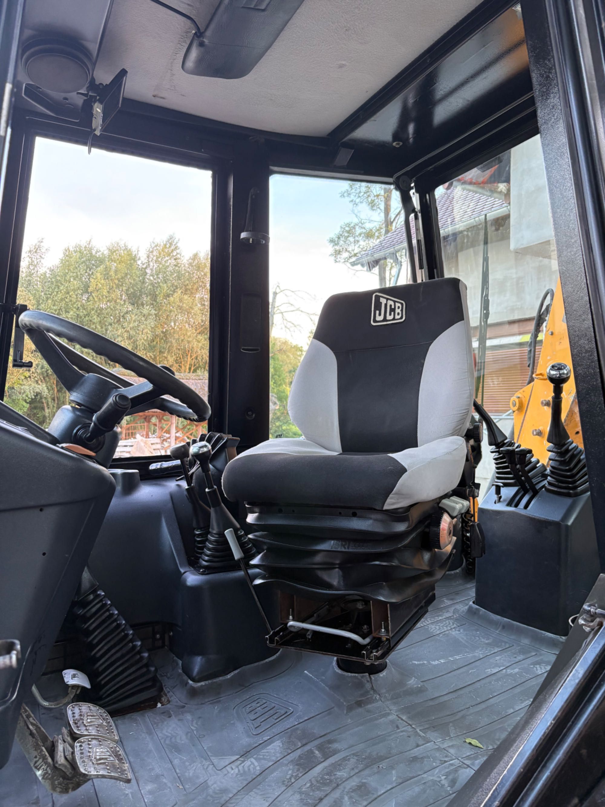 Koparka JCB 2CX niezawodna